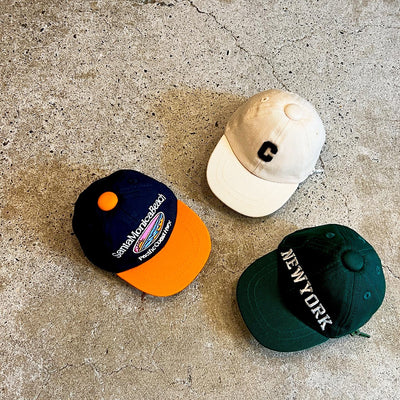 ベースボールキャップチャーム/ベージュ、ネイビー、グリーン